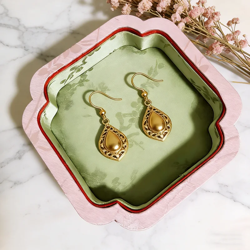 

Luxury Arabic Jewelry Display Tray, Counter Showcase for Bracelet Ring Earring Necklace, Ramadan Gift Organizer & Live Stream Pr