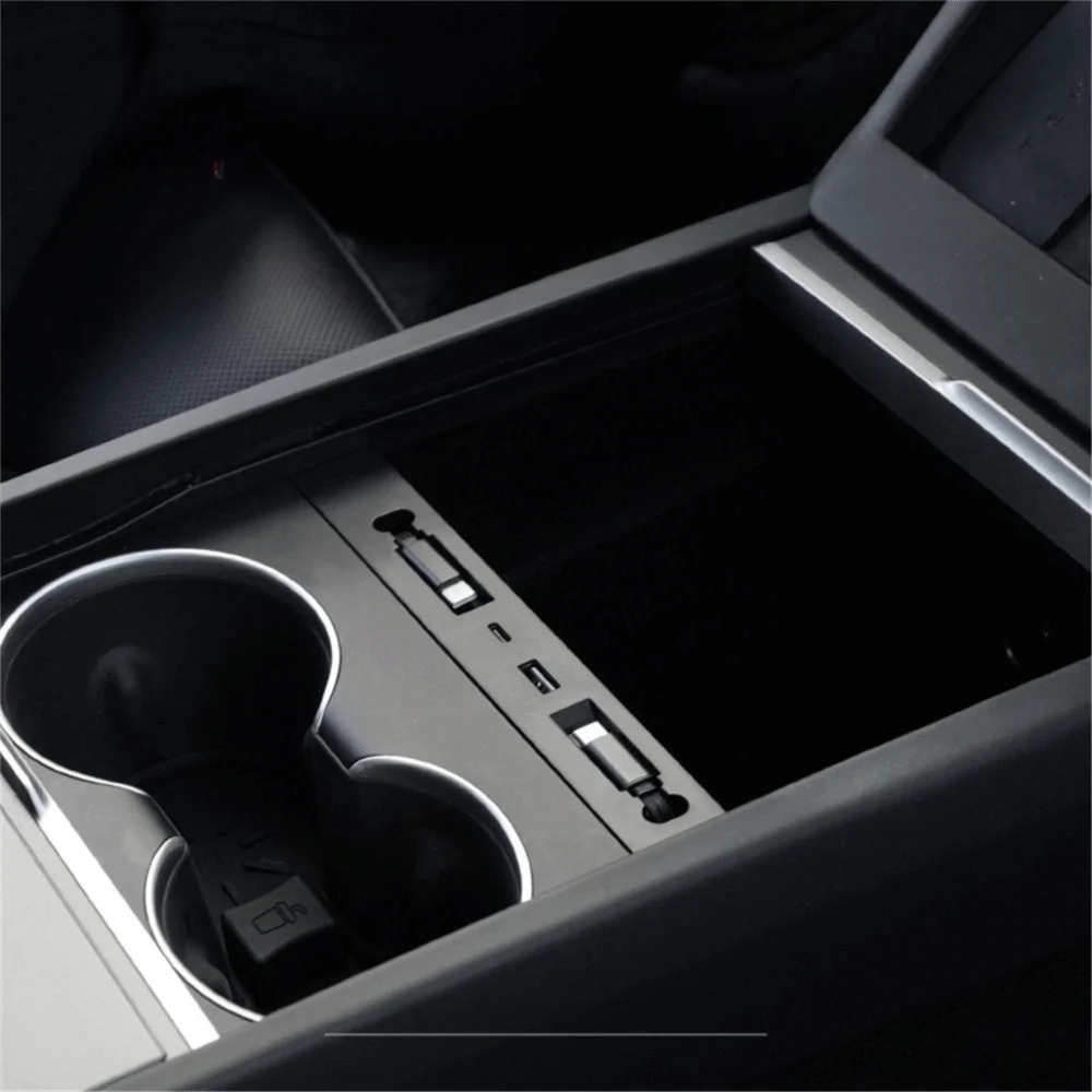 Hidden Center Conso…