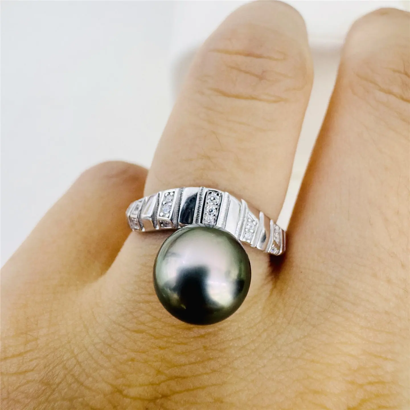 S925 pure silver ring AAAA9-10mm natural Tahitian pearl micro inlaid zirconium ring, adjustable ring mouth
