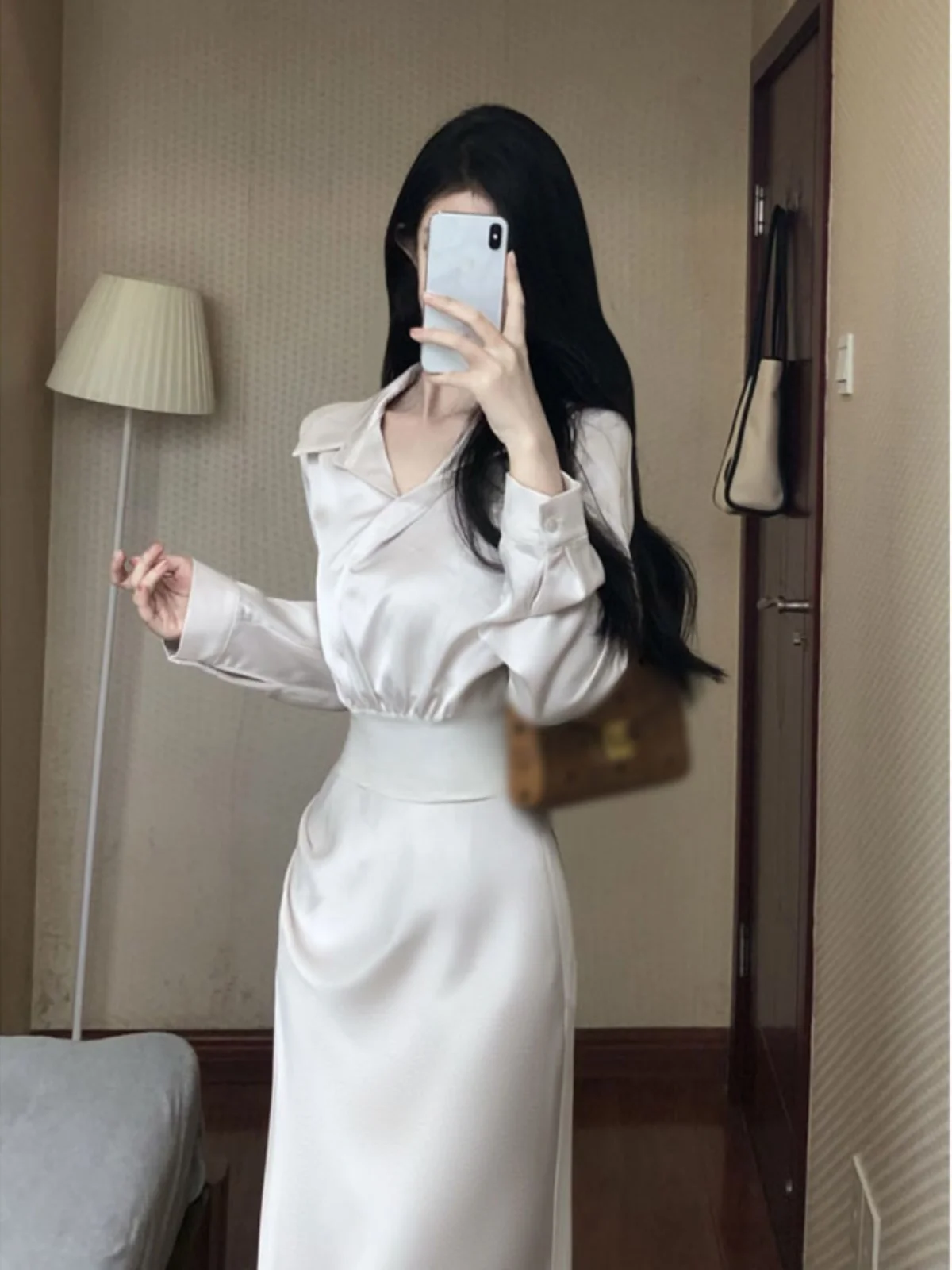 

Elegant Chic Cotton Shirt And Skirt Set Comfortable Mid-Sleeve V-Neck Top with High Waist Long Skirt for Autumn Dates