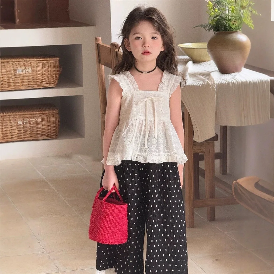 

2 Piece Set Children's Clothing 2026 Summer New Style Girls' Lace Shirt Fashionable Lace Polka Dot Wide Leg Pants