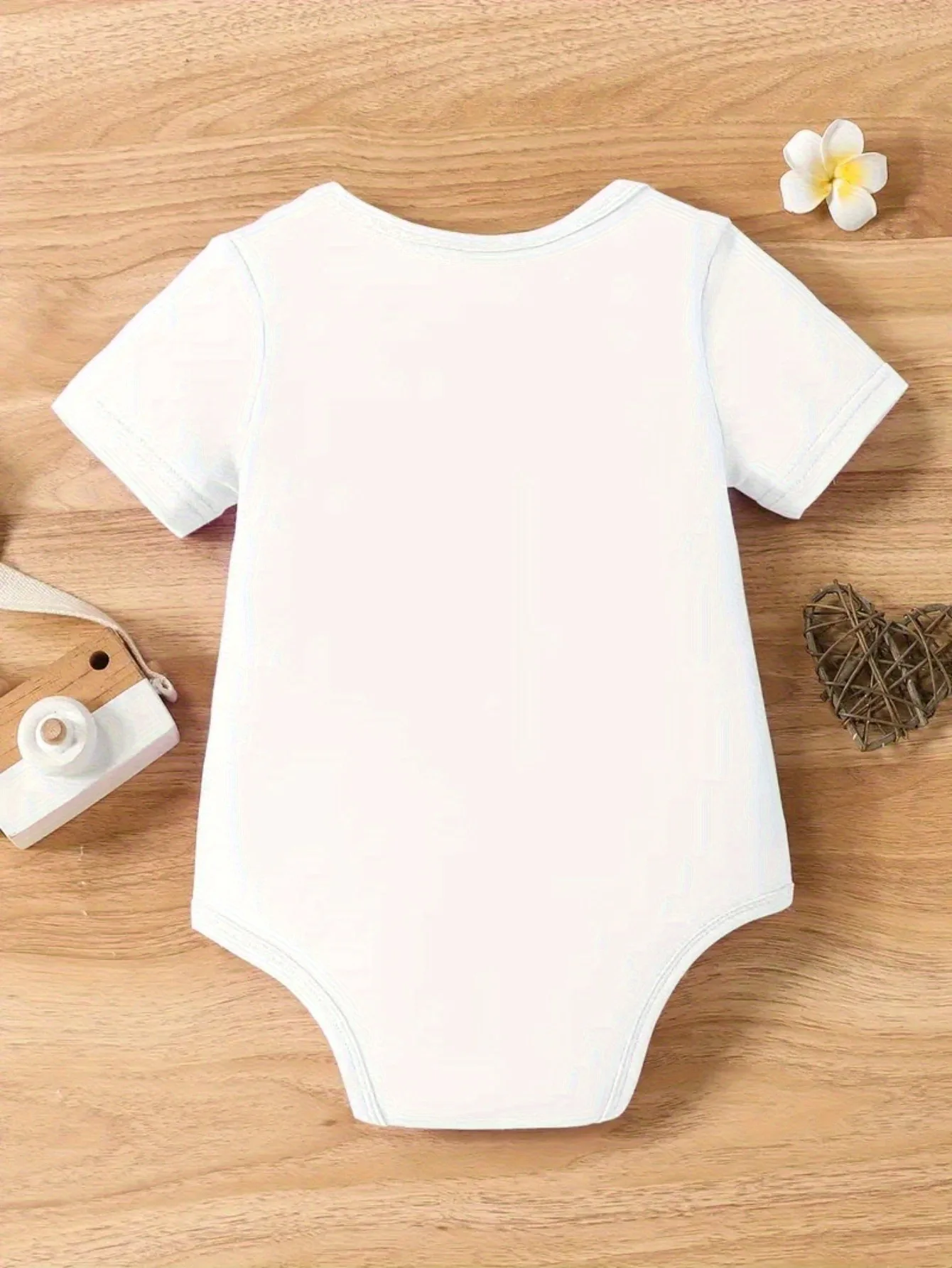 My Great Aunt Loves Me' Letter Print Newborn Baby Romper with Short Sleeves and Cute Romper for Kids Perfect for Outdoor
