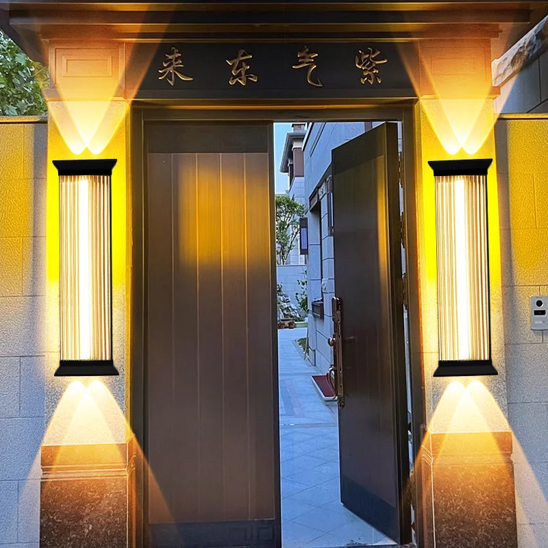 Outdoor wall lamp up and down spotlights waterproof courtyard villa exterior wall lamp outdoor