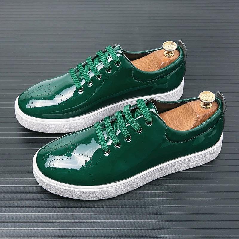 Spring Autumn Leather Shoes High Quality Patent Leather Casual Shoes Lace Up Sneakers Green Fashion Sole Designer Leather Shoes