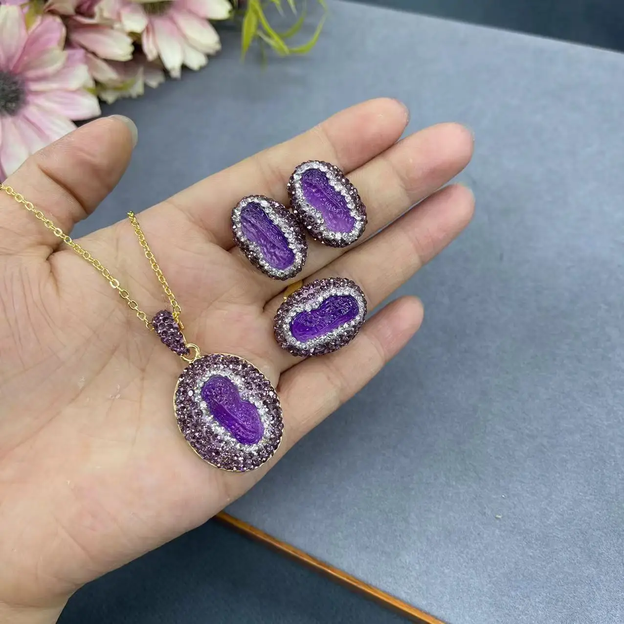 DIY accessories New small set full of diamonds three-piece set inlaid with glazed peanuts handmade design color retention electr