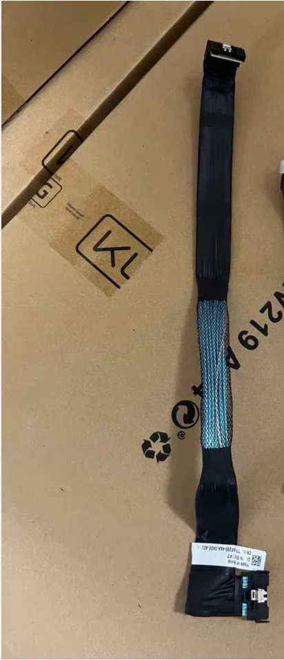 

Кабель PowerEdge R760 2,5 дюйма H755 SAS 09VTP7 9VTP7