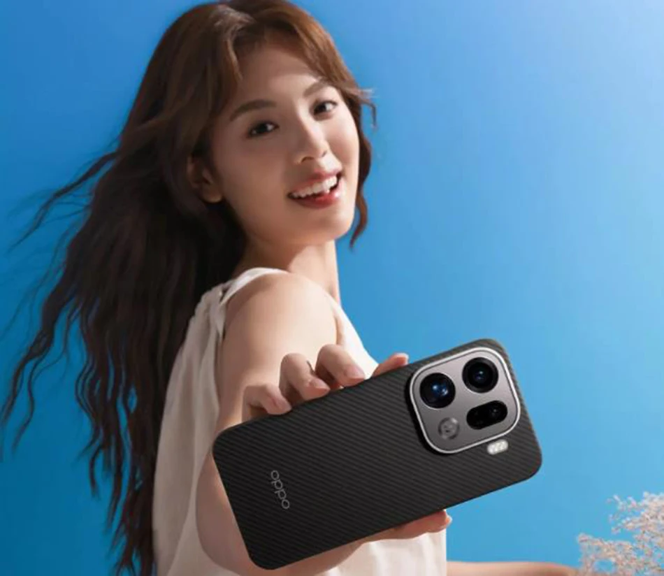 حافظة OPPO Find X9 Pro الأصلية من ألياف الكربون المغناطيسية غير اللامعة Magsafe غطاء خلفي مقاوم للصدمات لهاتف OPPO Find X9 شحن لاسلكي