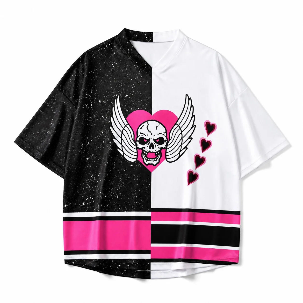 Schwarz-weißes Split Hitman 84 Wrestling-Trikot mit V-Ausschnitt, rosa Totenkopf-Herz-Flügel-Grafik-T-Shirt für Retro-Wrestling-Fans, Match-Day-T-Shirt – Detail 6