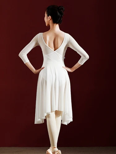 Imagen 2 del producto El vestido de ballet chino de una pieza es etéreo y elegante, presenta una danza de práctica de adultos en un vestido de gasa.