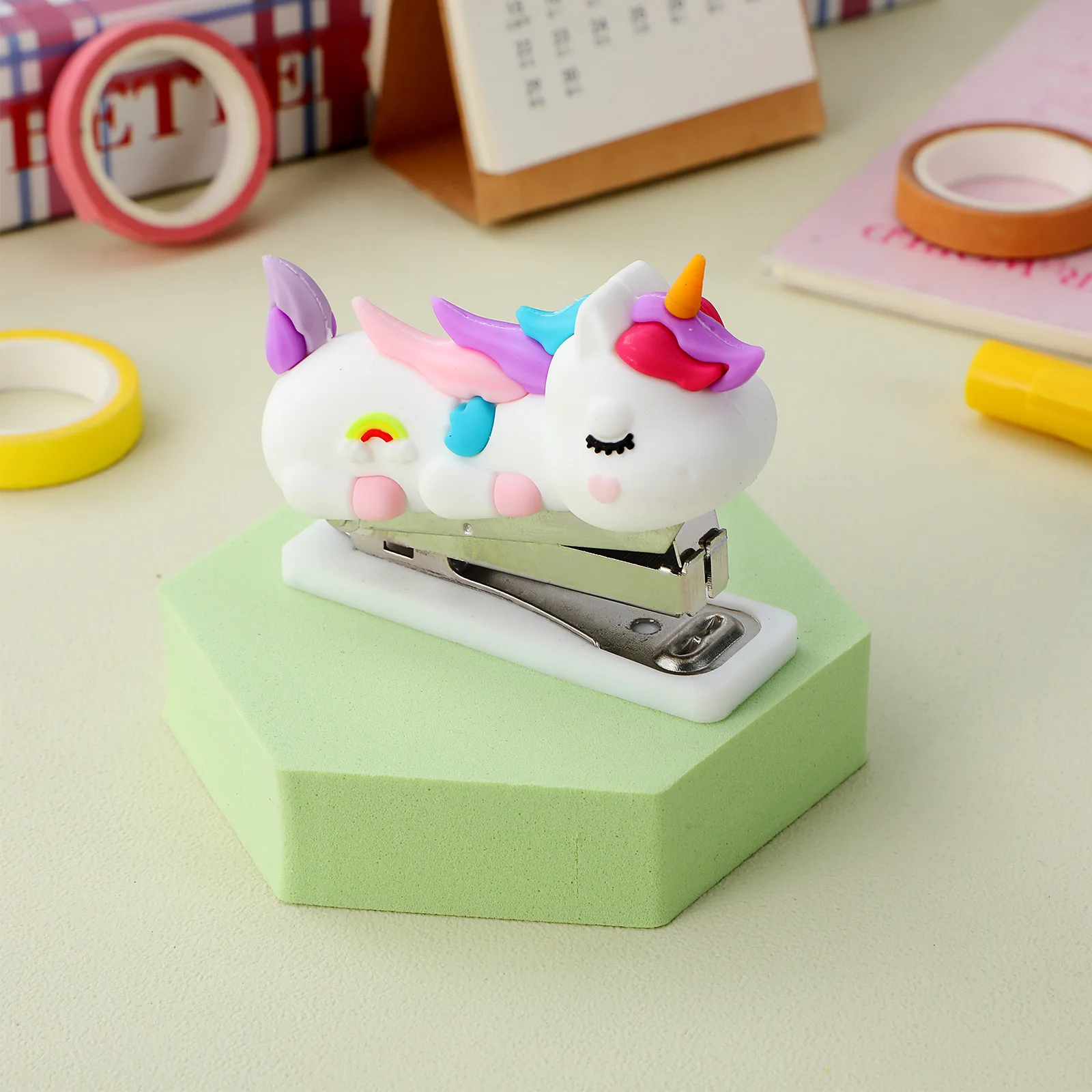 

Mini for Kids School Office Cute Handheld Reusable Desk Auto Spring Back Lightweight Easy Stapling Stationery for Desk