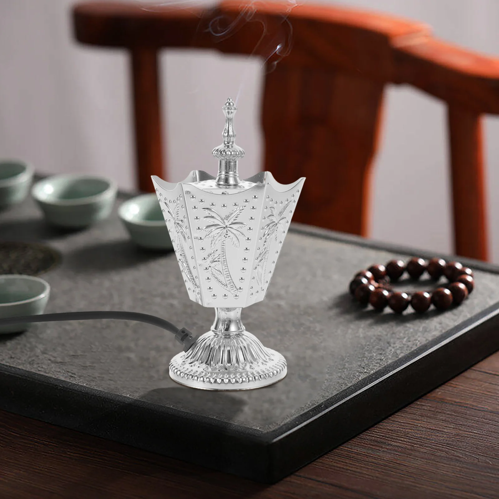 

Copper Electric Incense Burner Vintage Metal Aroma Burner for Home Decor Plug in Censer Stove Living Room Table Ornament