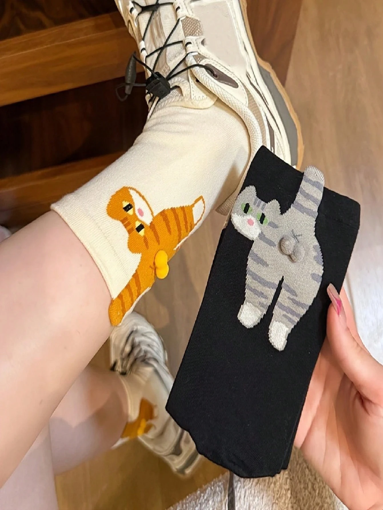 Cute Cat Butt Crew Socks, Funny 3D Animal Pattern Cotton Socks with Arch Support, Novelty Casual Dress Socks for Men Women, Blac