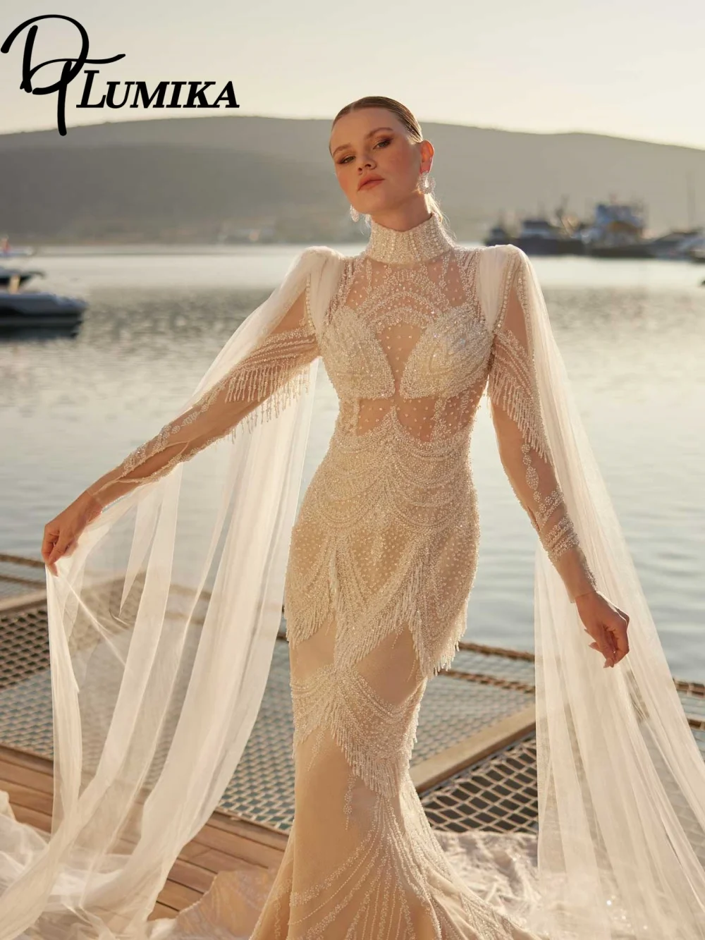 Romantyczna suknia ślubna z szalem, elegancka suknia ślubna z aplikacjami 3D, pełna wdzięku suknia ślubna w kształcie litery A, długa do podłogi, szyta na miarę.