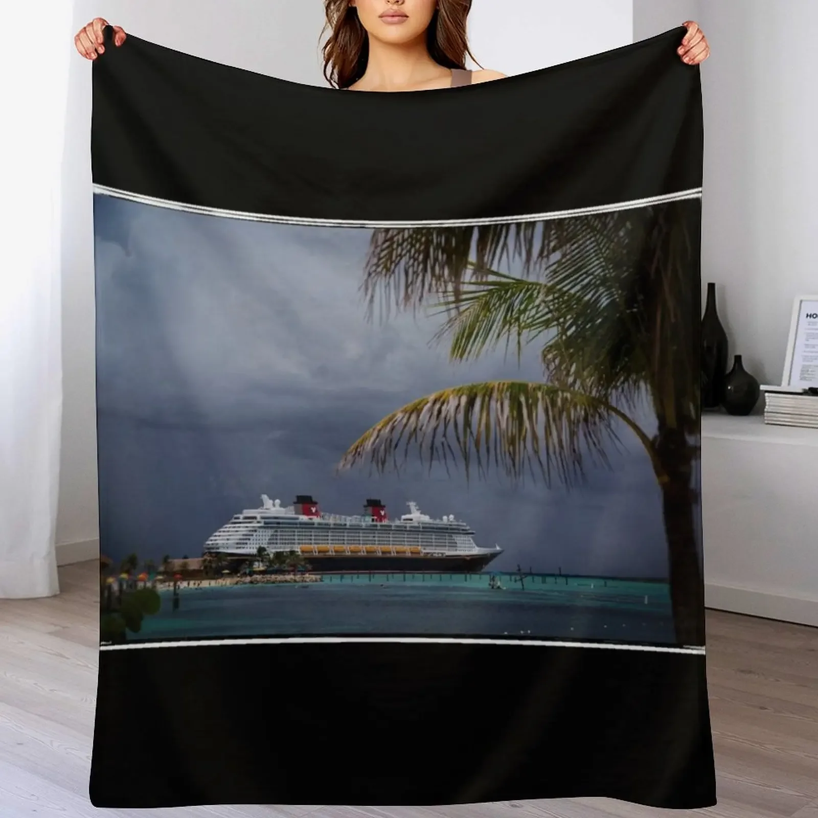 

Dream at Castaway Cay Throw Blanket Wrinkle Resistant Lightweight Blanket