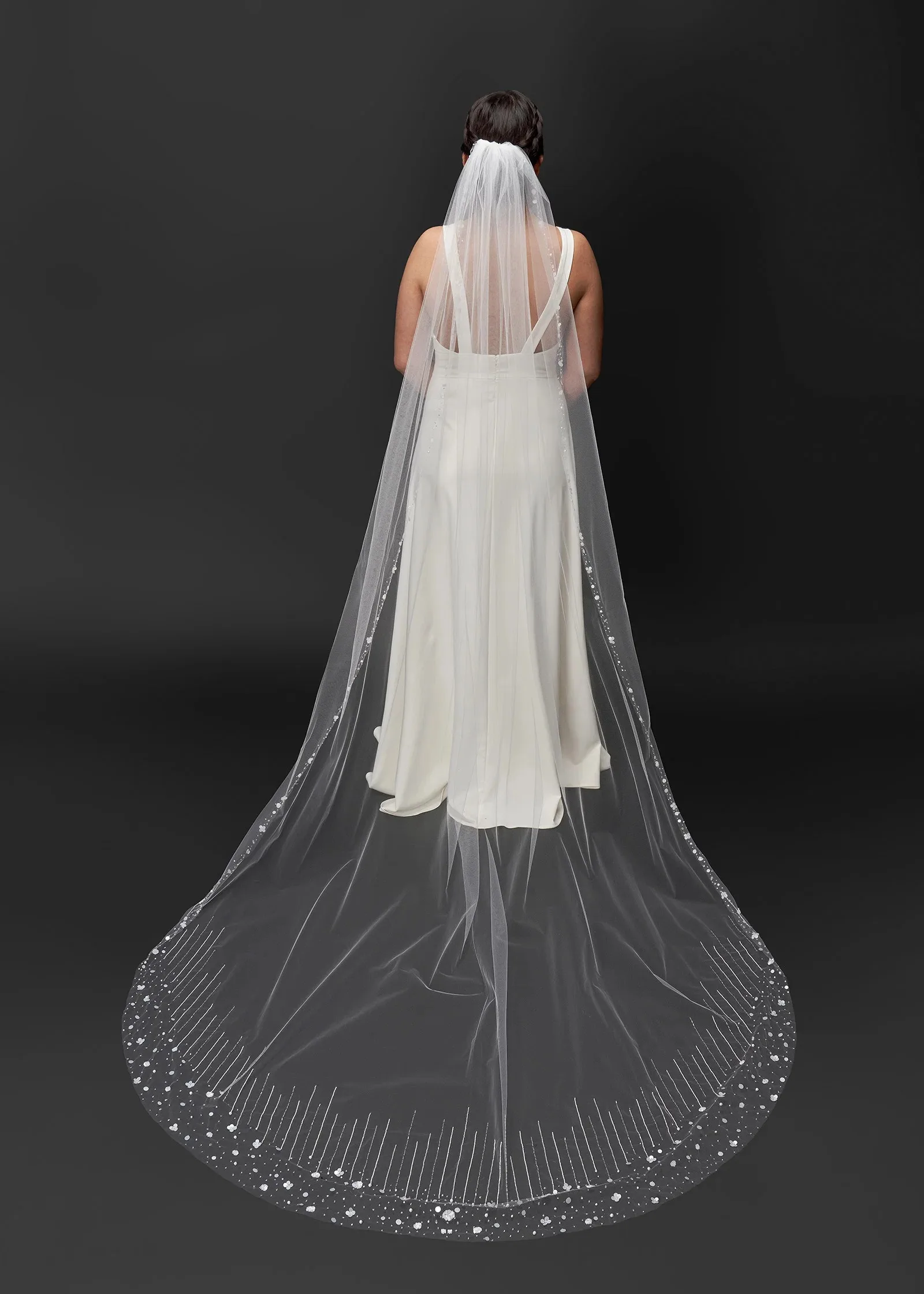 Luxury White Pearl Edge Cathedral Veil with Rhinestone Chain Trim and Radiating Stitch Hem Women Customized V265414