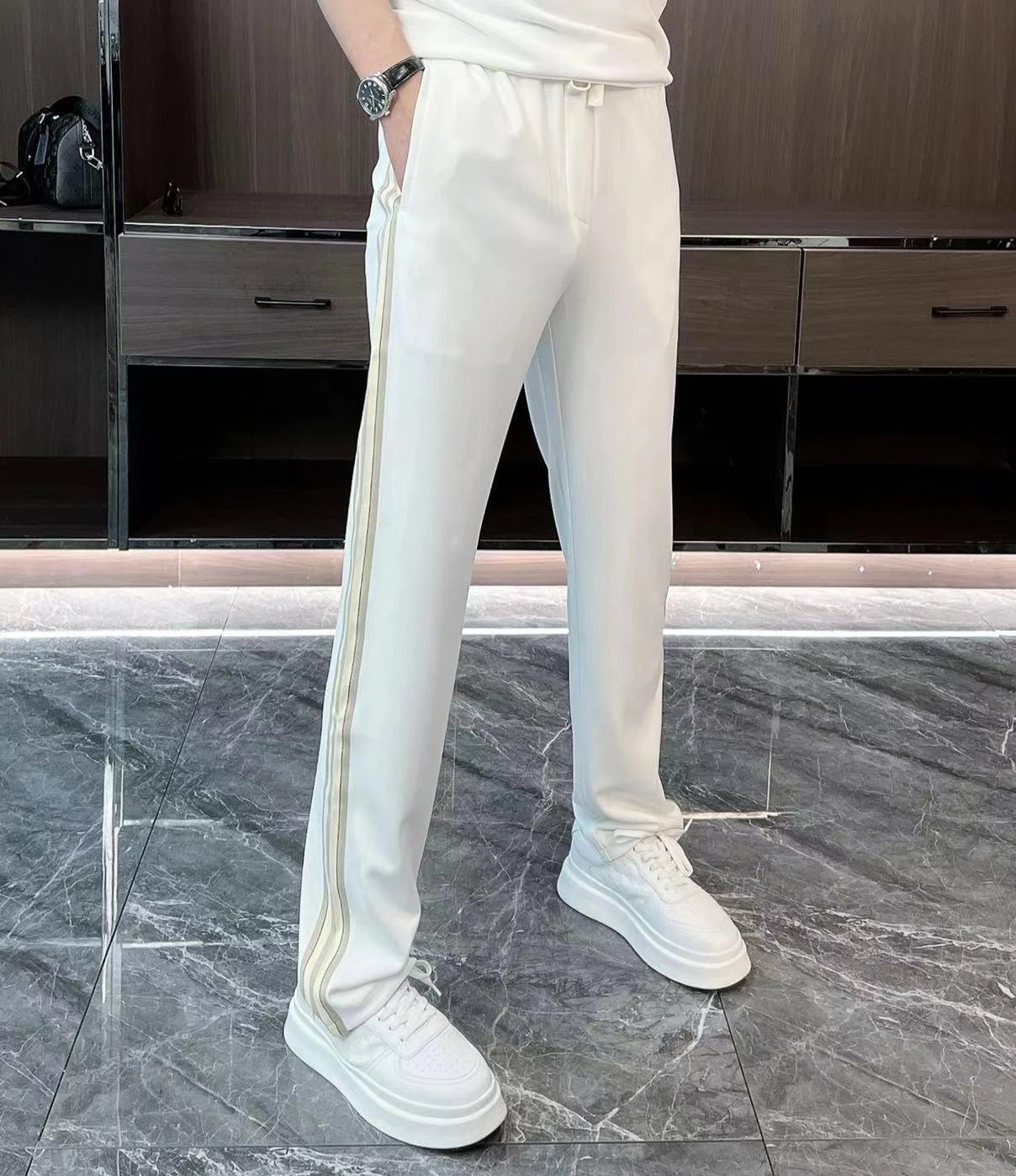 

Высококачественные белые полосатые брюки свободного кроя с прямыми штанинами для мужчин: модные, брендовые, повседневные, спортивные, городские, стильные