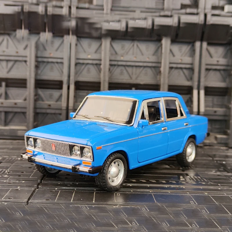 1:24 lada clássico carro liga modelo de carro diecast simulação metal brinquedo veículo puxar para trás carro som luz coleção crianças presentes