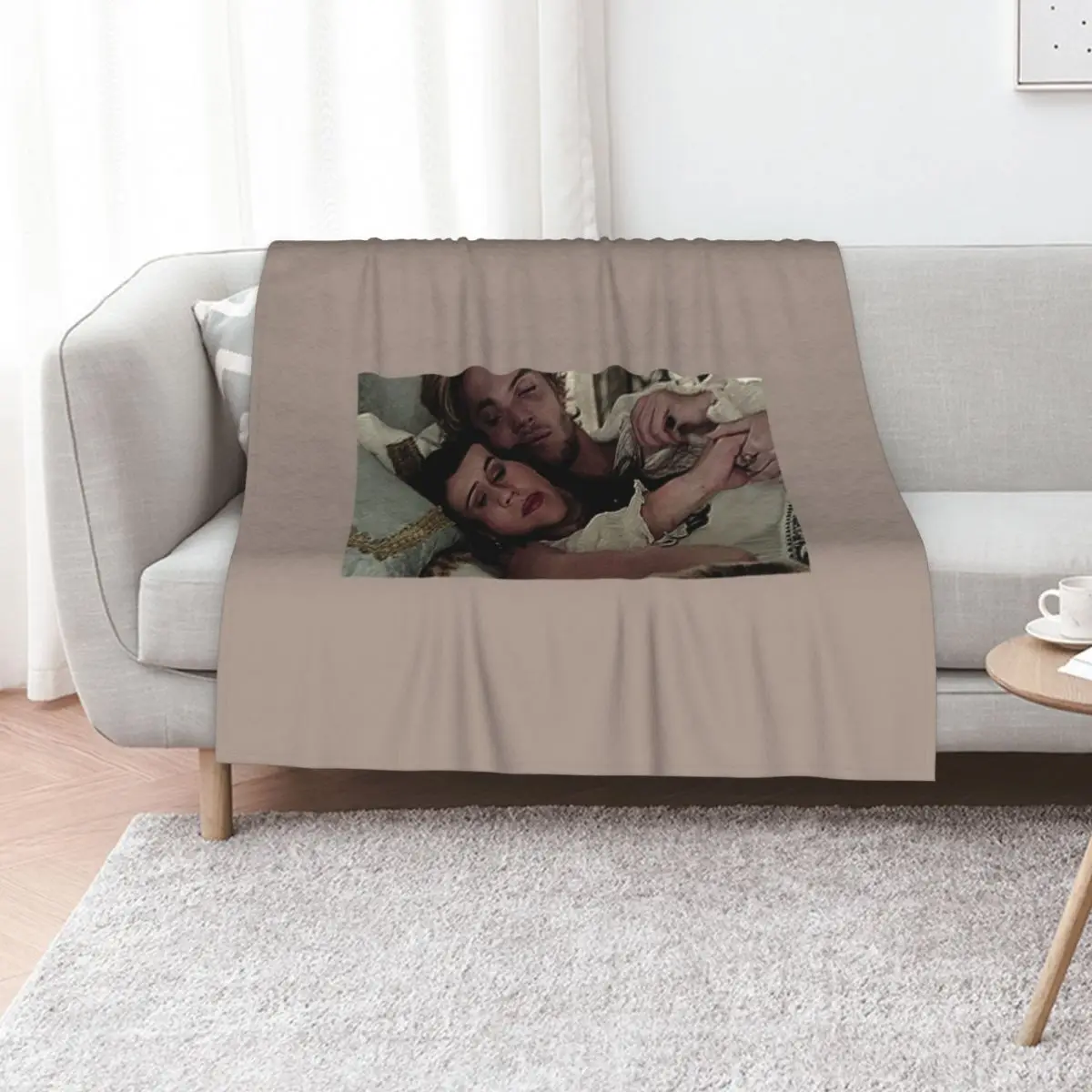 Francis and Mary Throw Blanket Quilt Flannel Fabric Picnic Tourist funny gift Luxury Blankets