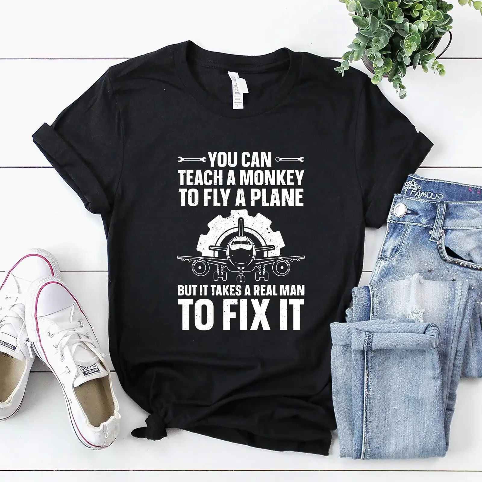 Camiseta con cita divertida de mecánico de aviones: Es necesario un hombre de verdad para reparar un avión, para técnico de mantenimiento de aviación, estilo vintage lavado