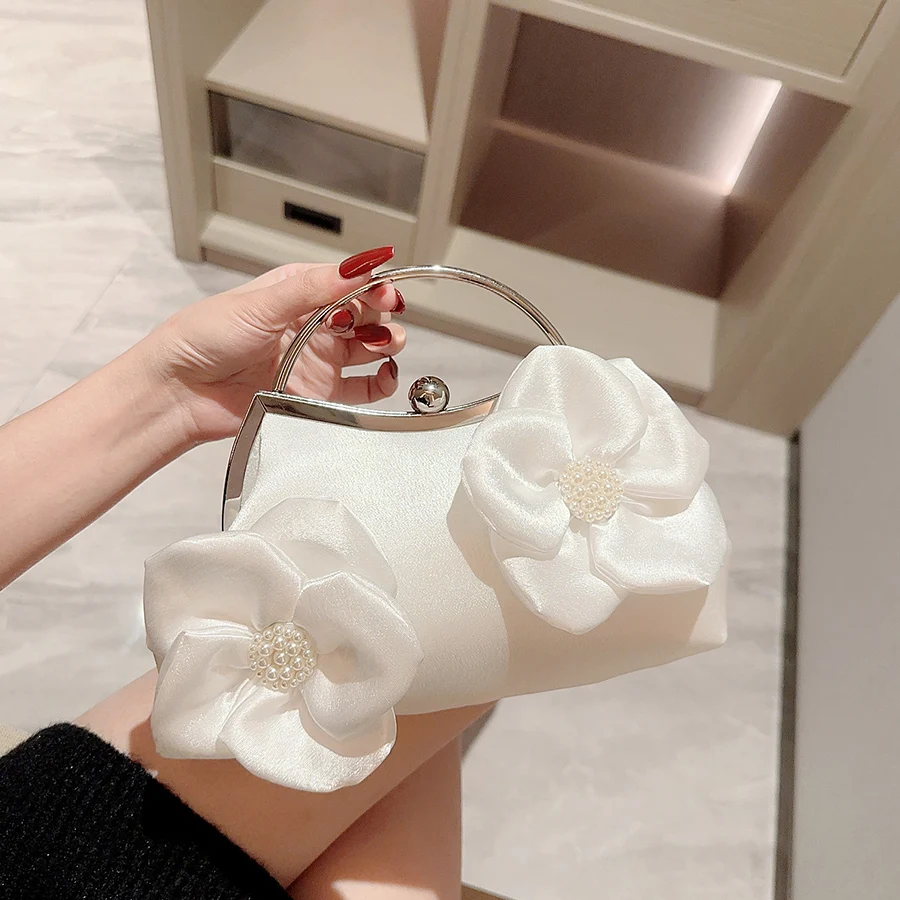 Bolso de noche con asa para banquete de flores Retro francés, bolso de mano romántico para boda, bolso de mano con flores rosas para fiesta, bolso de hombro con cadena