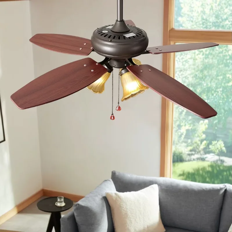غرفة نوم غرفة المعيشة عكسها موتور التحكم عن بعد نمط مروحة السقف مع صمام ثنائي باعث للضوء ضوء صامت 6 سرعات