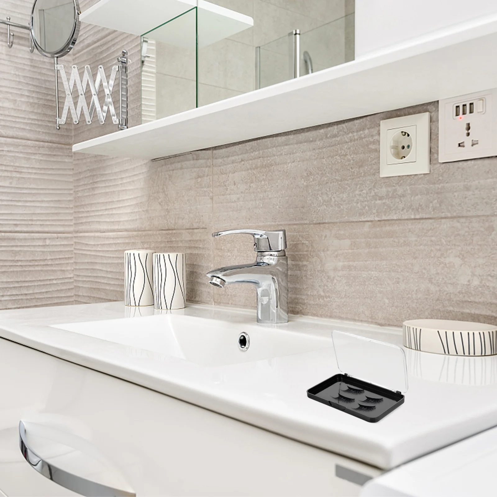 4個入りまつげエクステケース まつげパッケージボックス きれいな保管と便利なアクセスを実現 透明ディスプレイホルダー フルストリップ対応