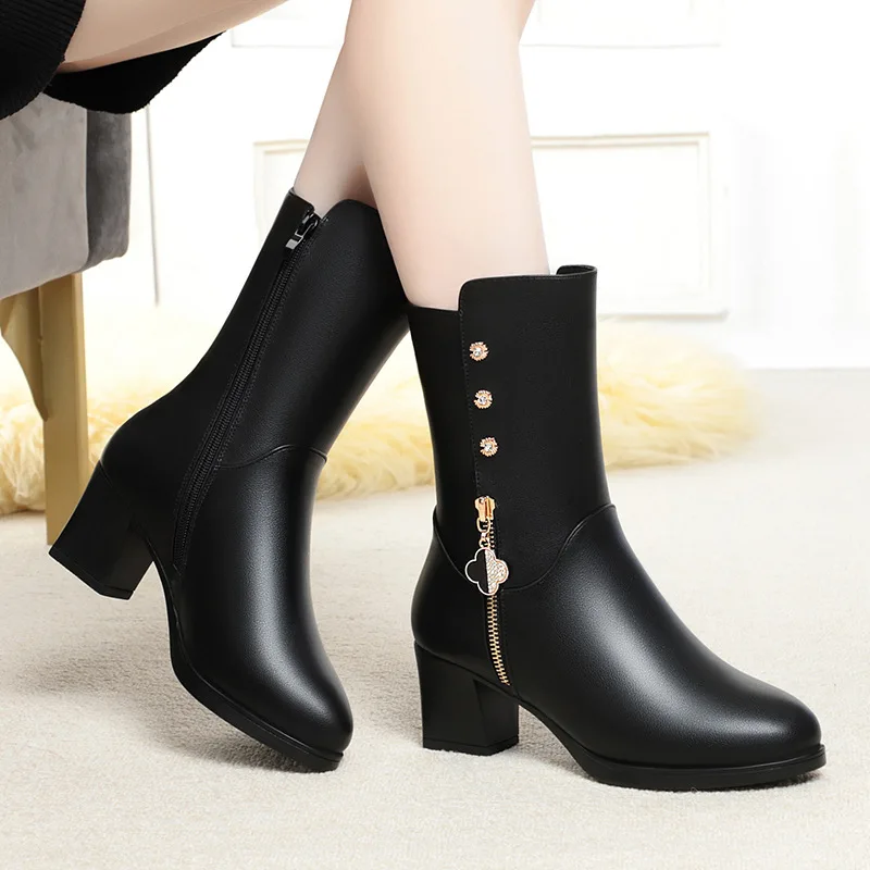 Women Winter Warm Boots Soft Leather Padded Cotton Design Plush Fur Lining Mid‑Heel Comfort Daily Outdoor Ladies Footwear