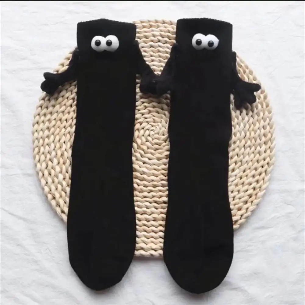 1 Pair Magnetic Suction 3D Doll Couple Socks Cartoon Lovely Cotton Funny Creative Black White Cartoon Eyes Couples Sox Socks