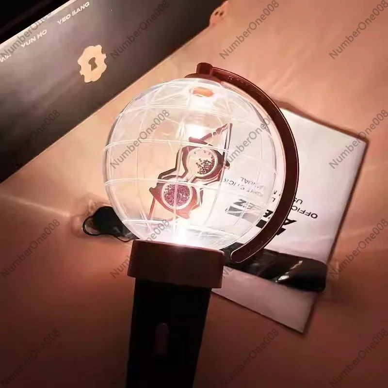 For ATEEZ OFFICIAL LIGHT STICK support stick, the same as the concert