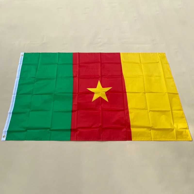 

EOODLOVE FLAG Cameroon Flag Banner 90x150cm Polyester Fiber Hanging Cameroon Flag Indoor and Outdoor Decoration