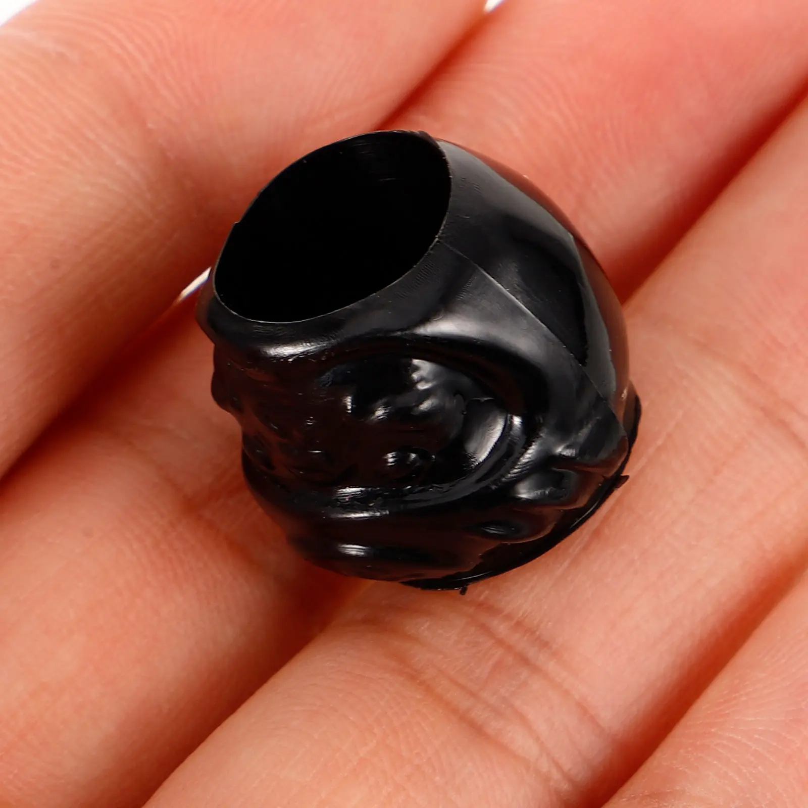 

200Pcs Mini Tattoo Ink Cups with Thickened Interior No-Tip Base Ideal for Ink Management Pigment Holder Caps