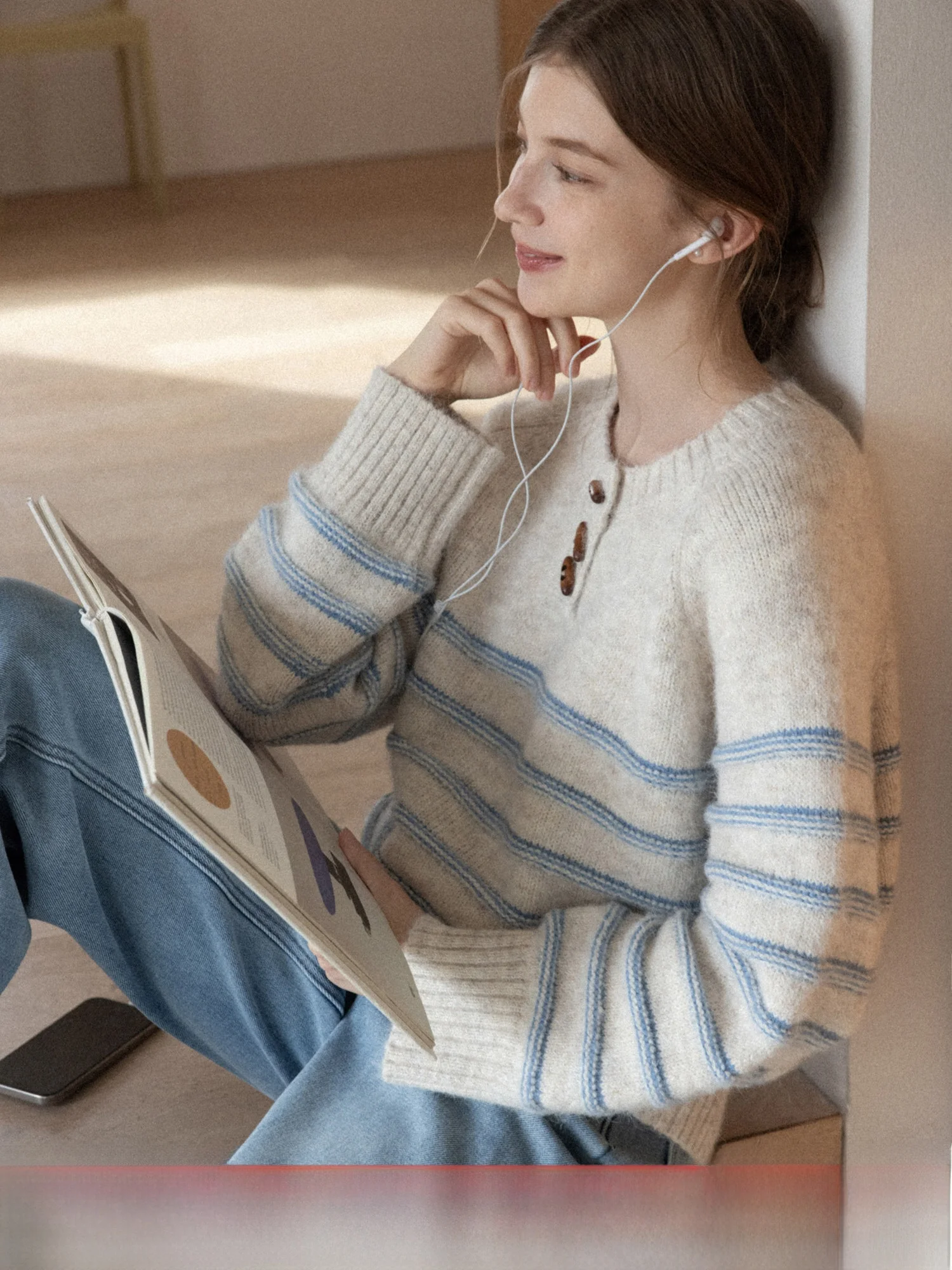 

Loose Long Sve Knitted Sweater Women's Winter Versatile round Ne Striped Casual Comfortable Soft Polyester Blend Top