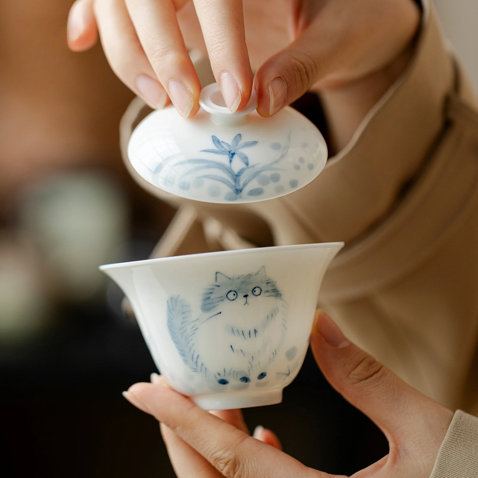 Hand Painted Cute Cat Jade Porcelain Gaiwan Set Chinese White Ceramic Tureen Chawan Kung Fu Tea Ceremony Accessories