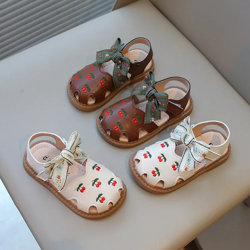 

Summer Girl's Sandals Delicately Embroider Flower Lace Children's Casual Sandals Close Toe Soft Leather Little Kids Shoes