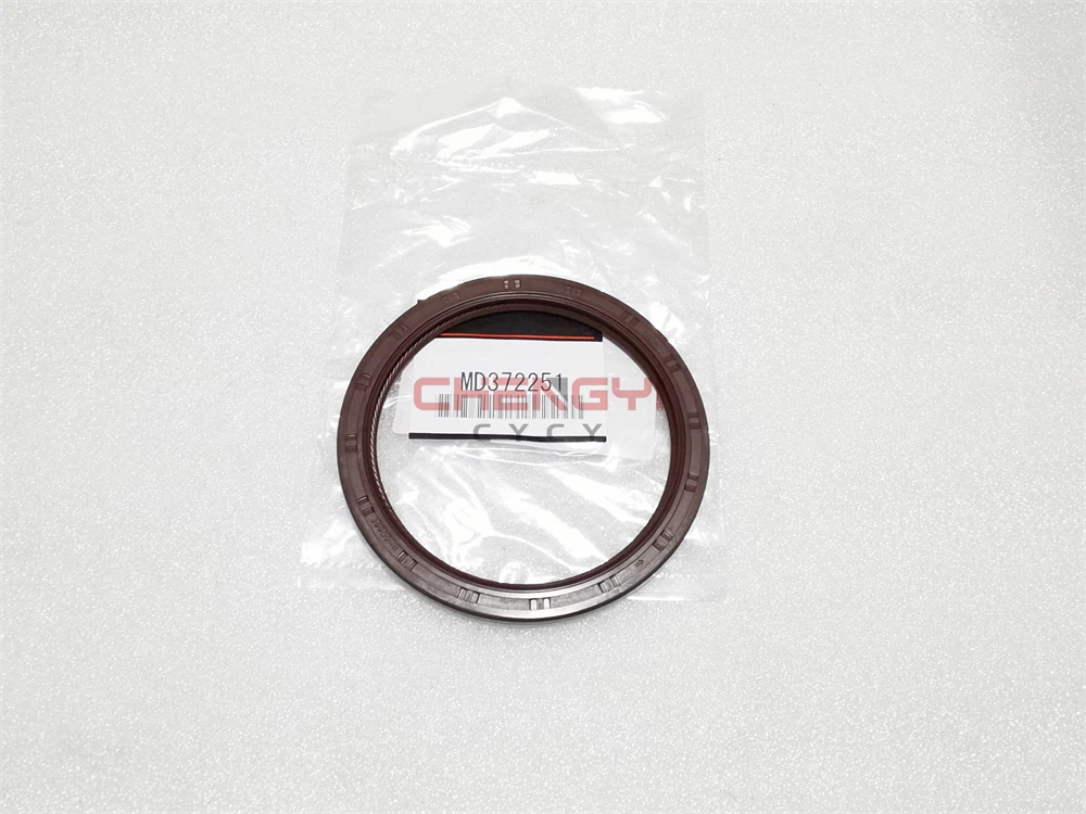 6G72 Engine Crankshaft Rear Oil Seal For Pajero Montero V23W V43 K96W V45W V73W V93W V97W 1052B178  MD120699 MD372251 BH6066E