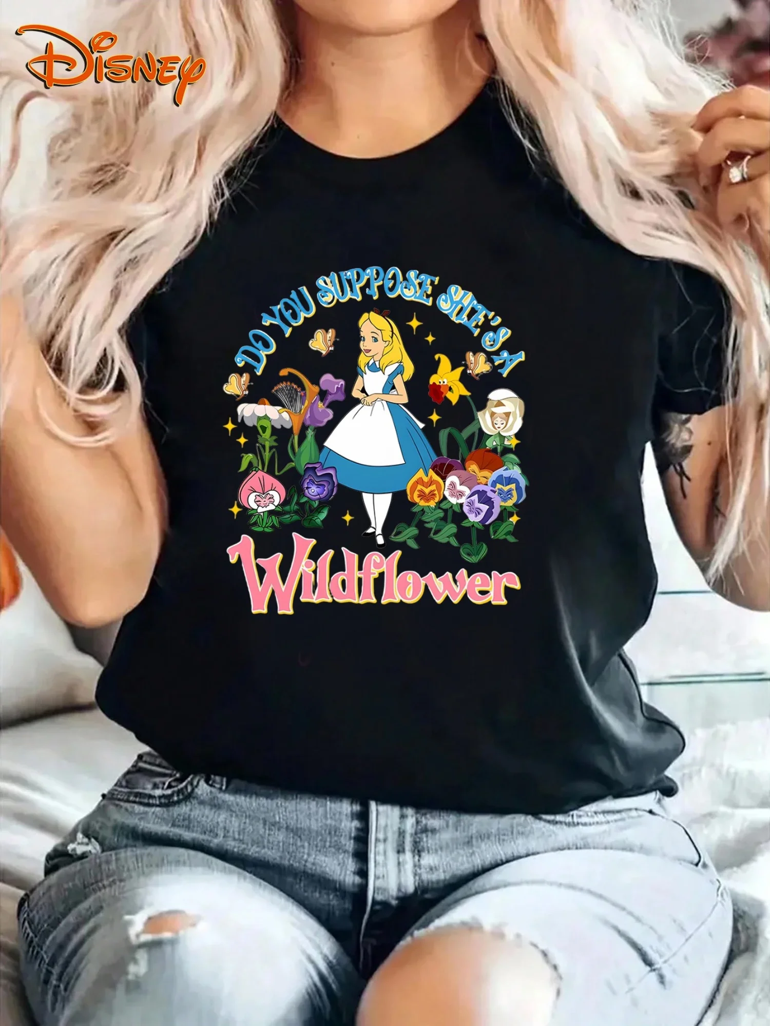 

2025 Disney Pattern Printed Women's Casual Comfortable Unique Smiling Face Black Round Neck Short Sleeve T-shirt