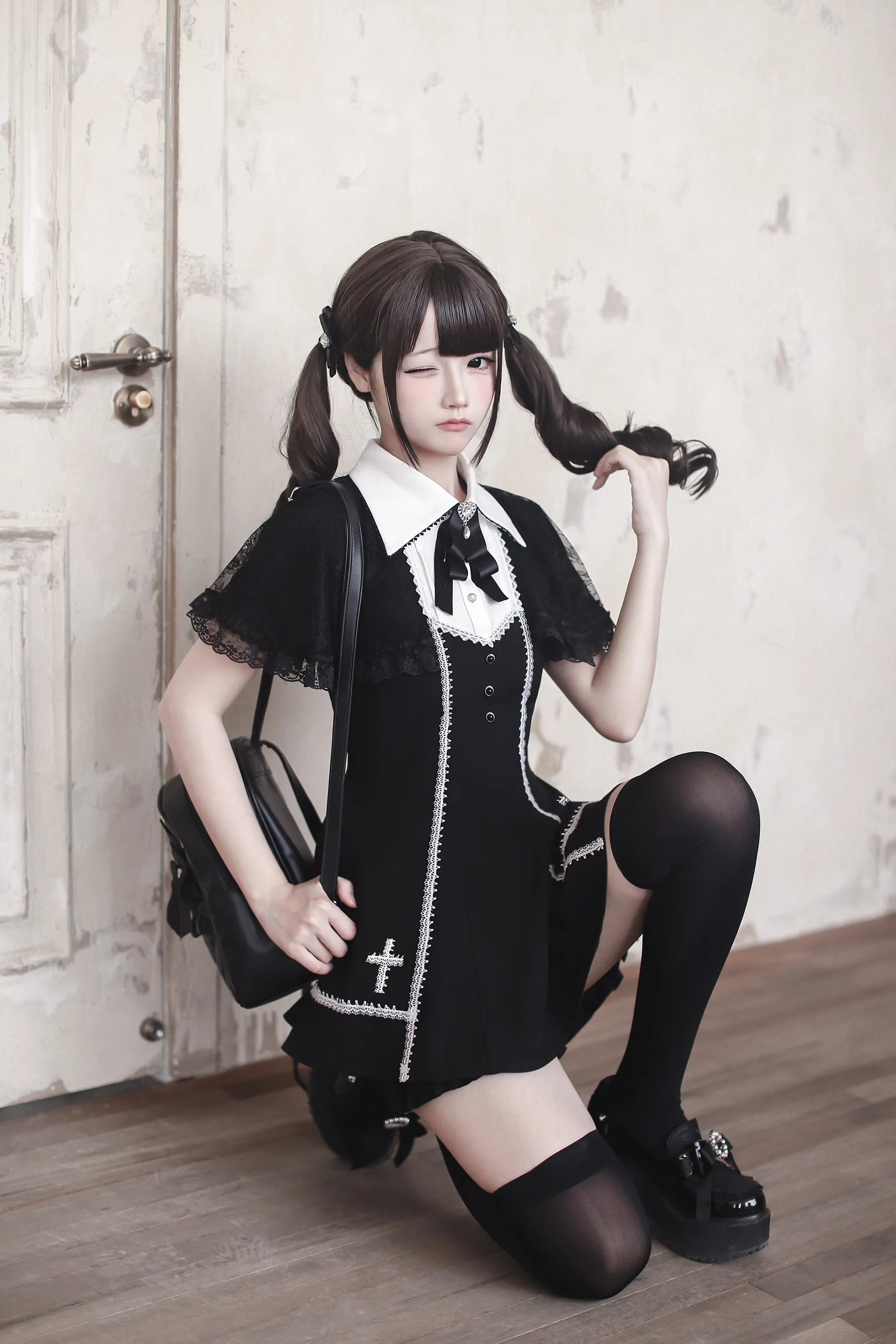 Jirai Kei Black Lolita Dress Set Lapel Neck Bow Tie Lace Flutter Sleeve Cross Pattern Mini Skort Outfit