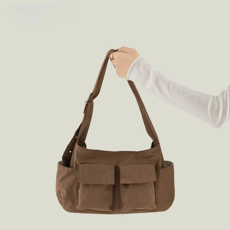 

Korean Style Casual Commuter Crossbody Bag Women Nylon Multi Pocket Shoulder Bag Fashionable Versatile Texture Storage Bag