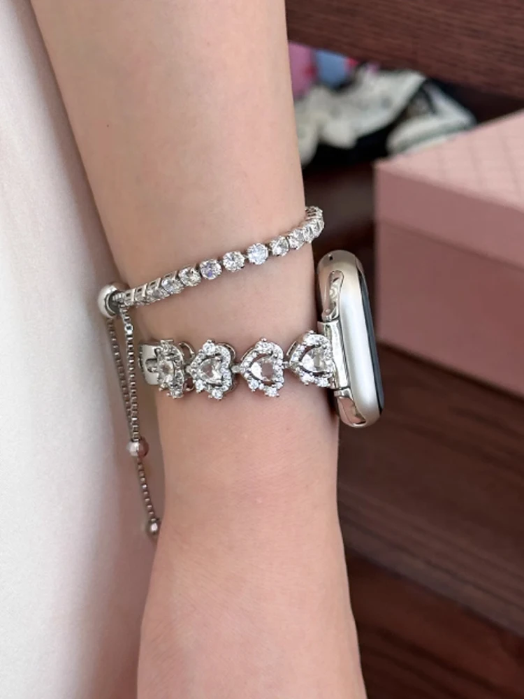 الحب القلب الماس الفرقة ل iWatch الترا 10 9 8 7 6 5 Se 4 المعادن امرأة حزام ل أبل ساعة 38 مللي متر 40 مللي متر 41 مللي متر 42 مللي متر 45 مللي متر 46 مللي متر 49 مللي متر