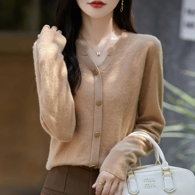 100% pure wool cardigan women's spring and autumn luxury knitting V-neck new soft waxy long-sleeved sweater
