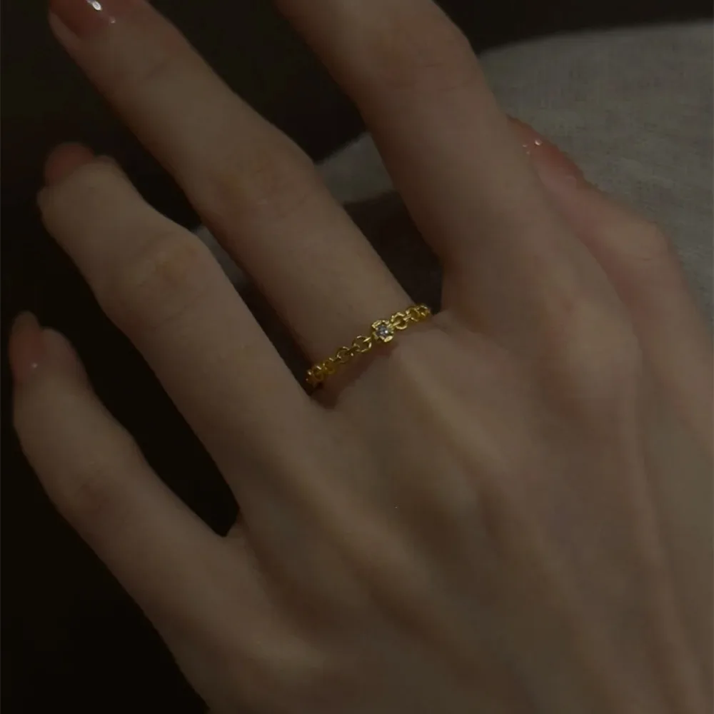 Middle point diamond ring 9999gold