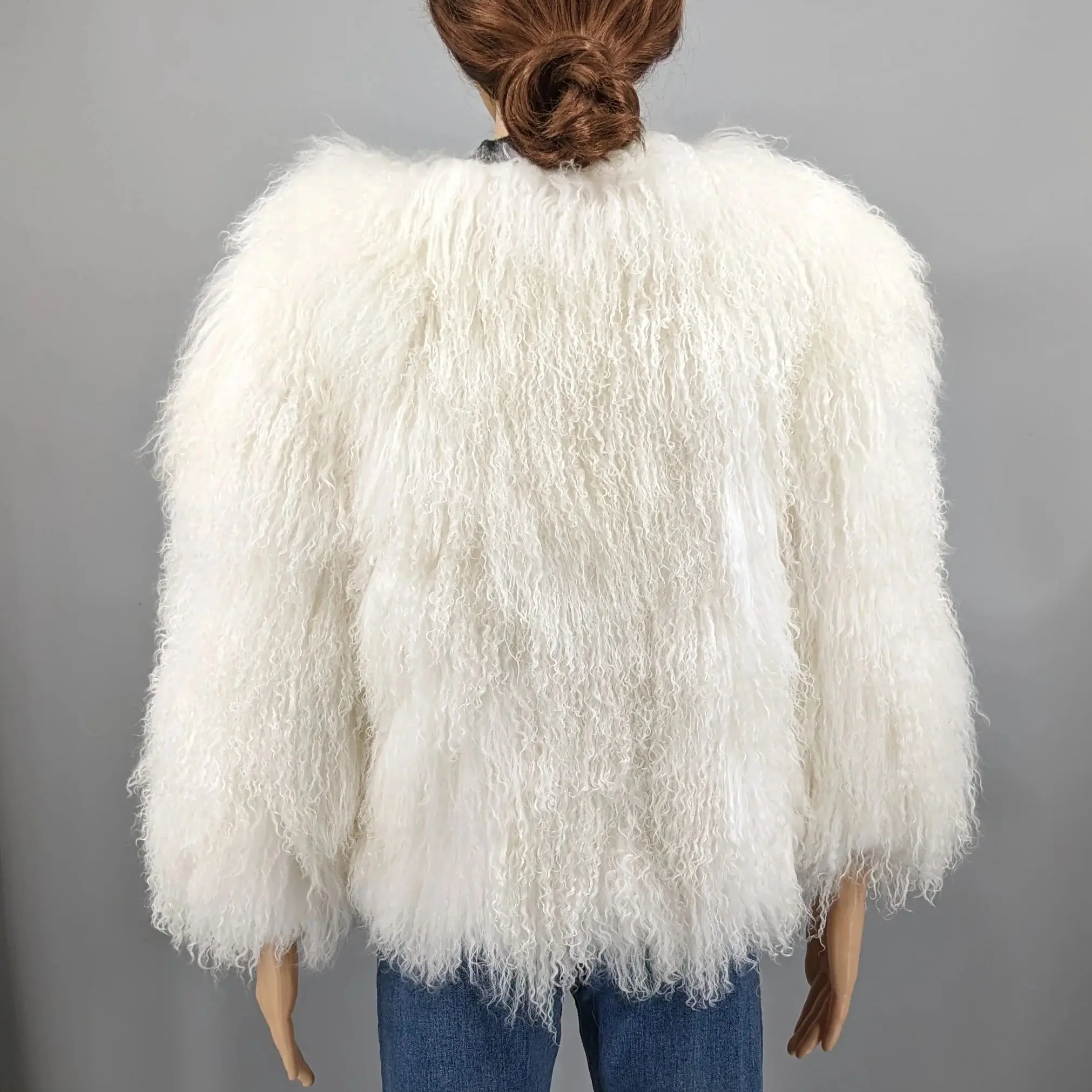 Damska zimowa mongolska futro owcze Puszysta kurtka z naturalnego futra Damska gruba ciepła odzież wierzchnia z ośmioma rękawami 240903