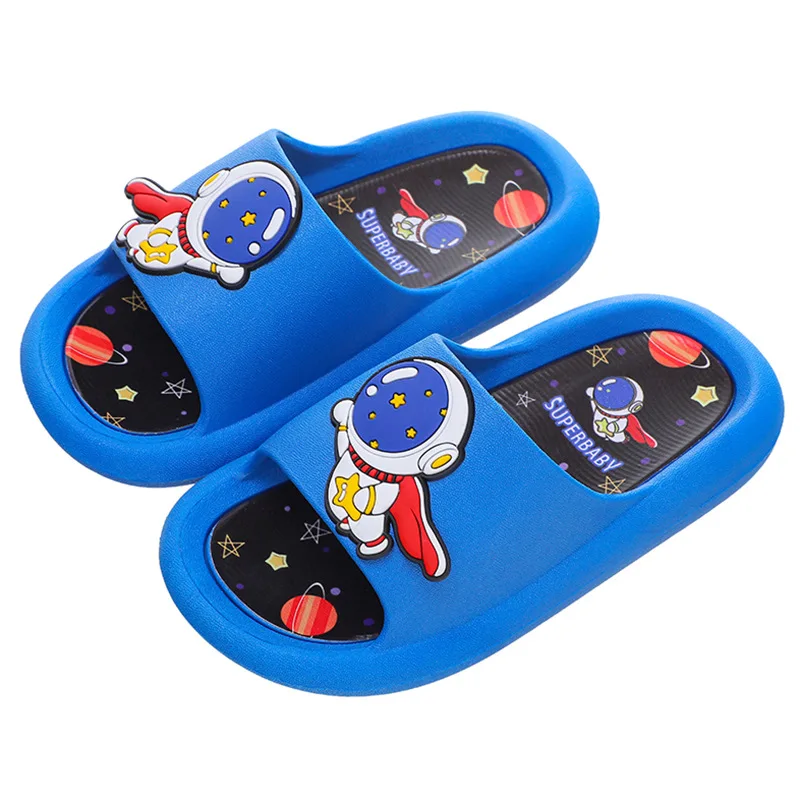 Astronaut children\'s slippers summer boys and girls cartoon non-slip soft bottom 3-11 years old indoor home baby slippers.