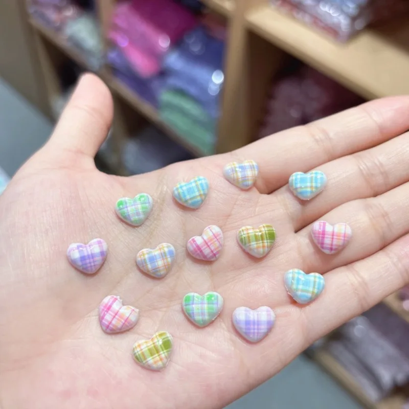 30/50/100Pcs 10*11mm Heart Grid Pattern Nail Art Accessories Sweet Girl Style 3D Simulation Wearable False Nails DIY Nail Art