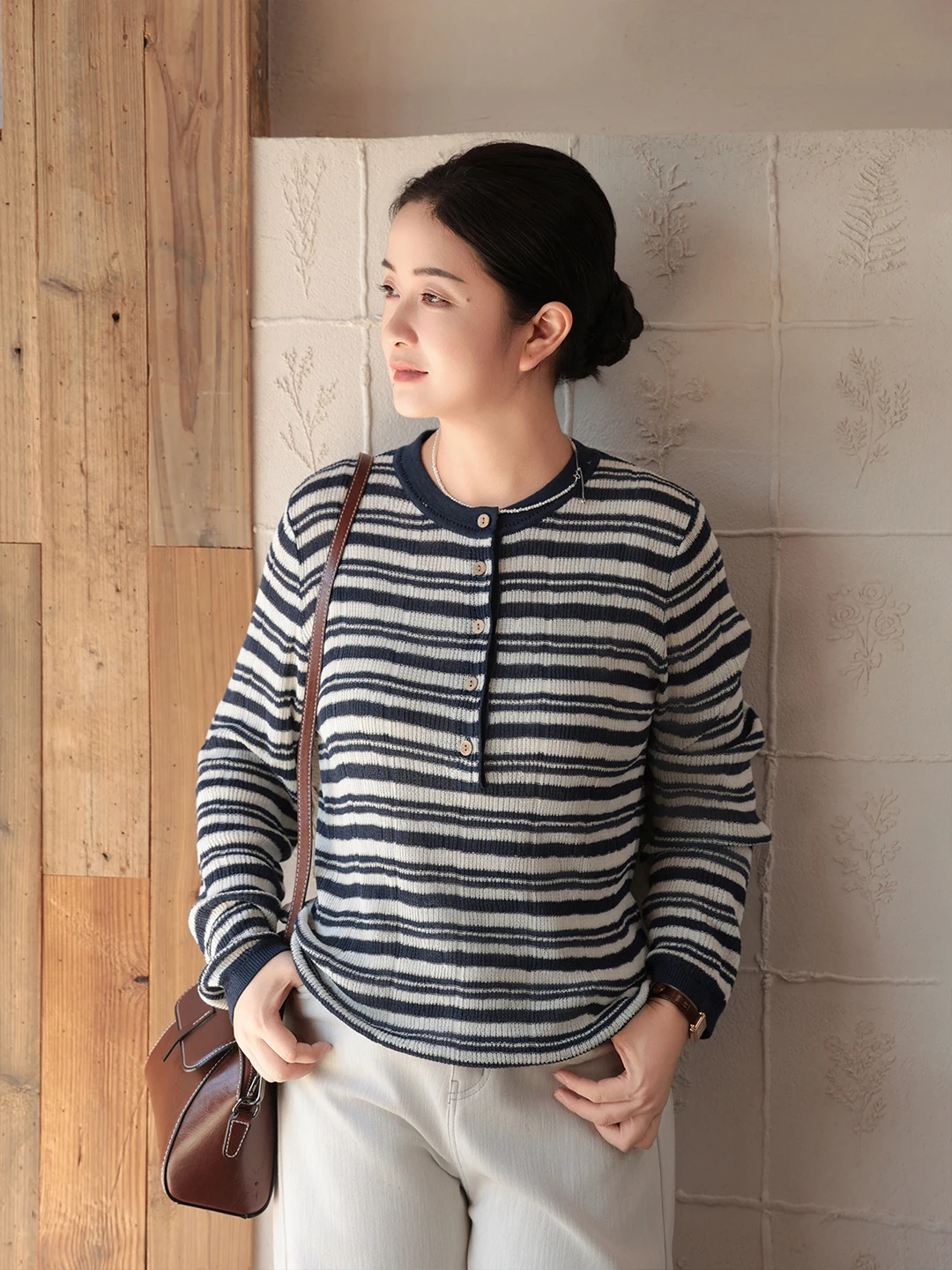 

High-End Han Haax Long Sve Knitted irt Women's Spring New Sle Striped Top Casual Comfortable Thin Cotton Blend
