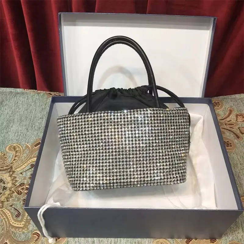 Diamonds Shining Tote Bags Fashion Designer Women Bucket Handbags Luxury Evening Clutch Bag New Party Dinner Shopper Purses 2023