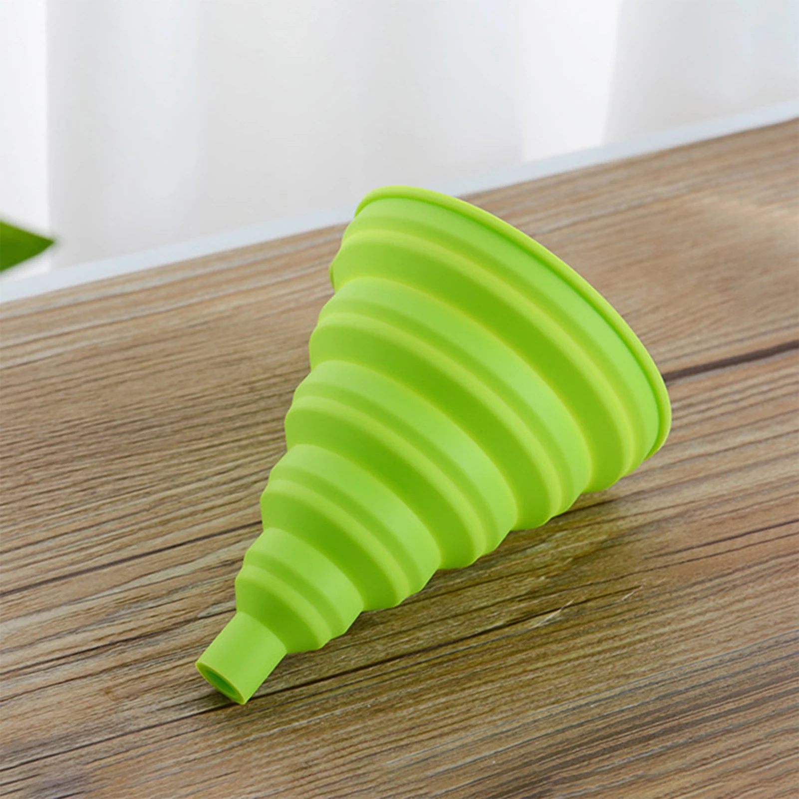 Silicone Collapsible Funnel Easy to Clean Food Grade Silicone Funnel for Transferring Liquids Dry Ingredients