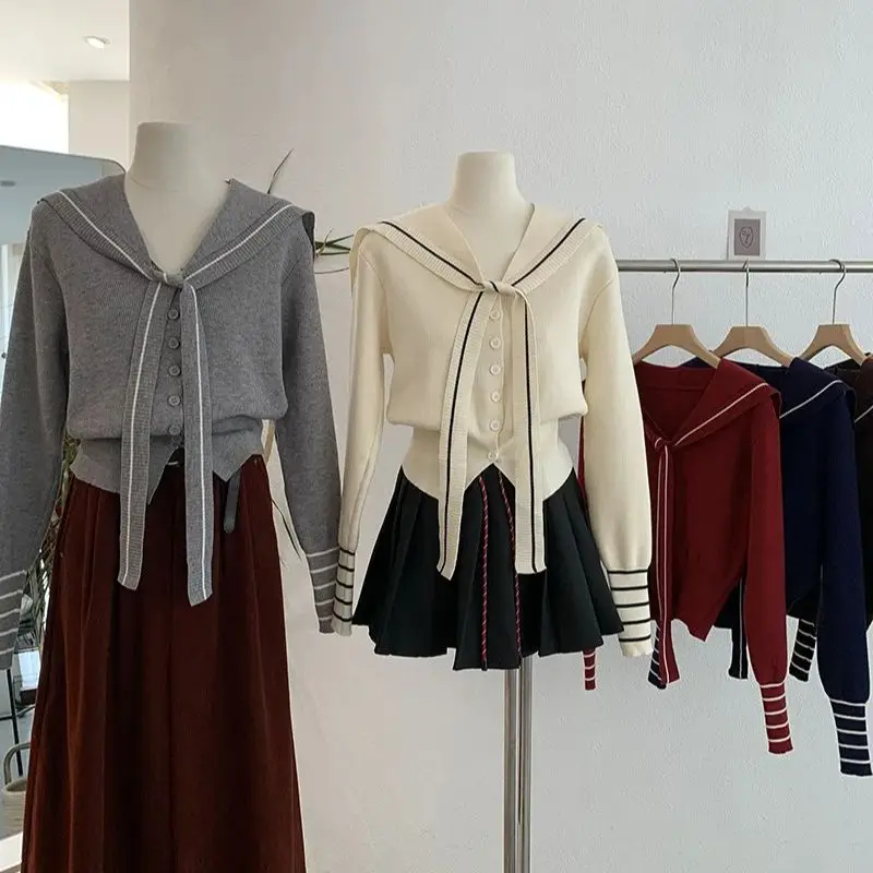 

Striped patchwork Korean style V-neck long-sleeved sweater navy collar shawl two-piece top for women