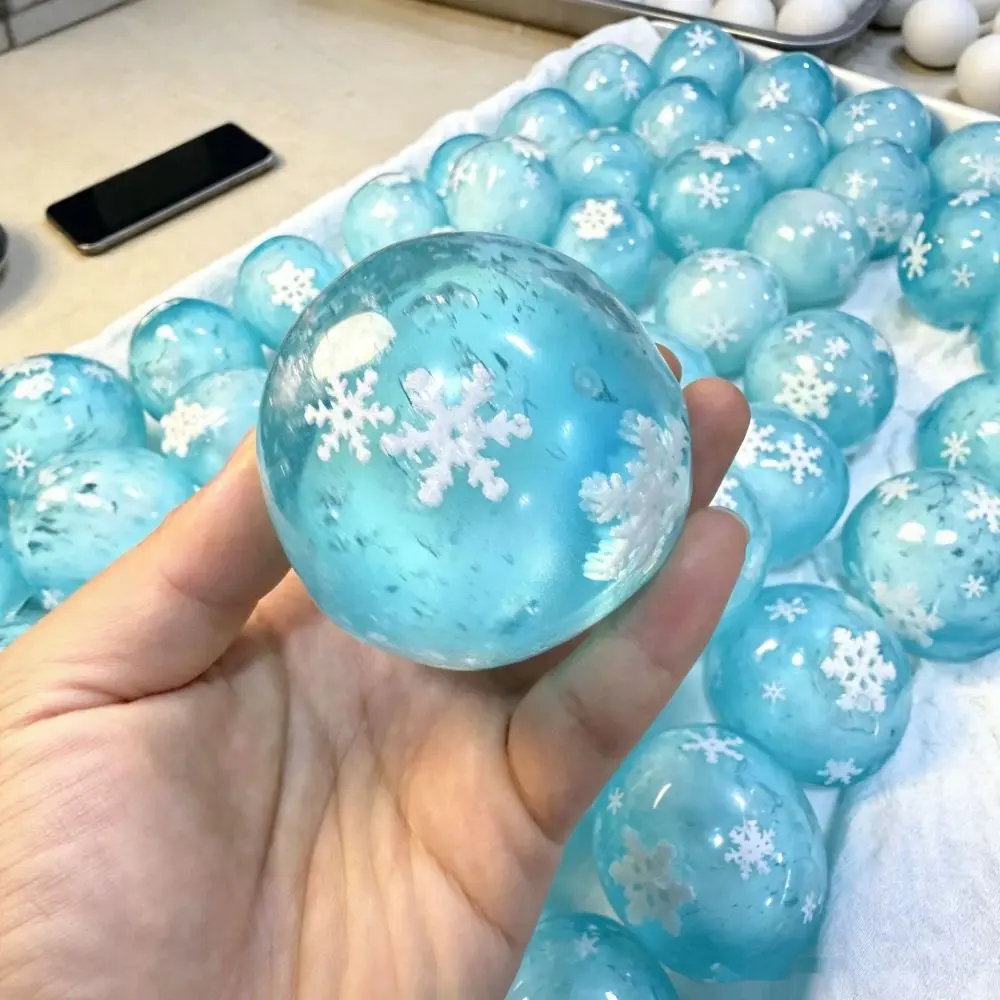 Ocean-themed Crispy Ball Squeeze Toy Soft Crispy Skin Sensory Fidget Ball Pincher Crispy Texture Handmade Pinching Toy