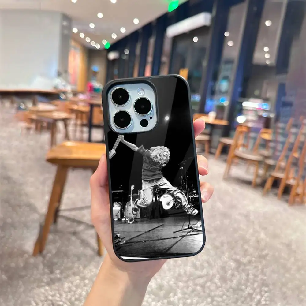 حافظة هاتف Singer K-Kurt C-Cobain لهاتف iPhone 14,16,15,13,17,12,Plus,Pro,Max Magnetic لغطاء Magsafe Frosted